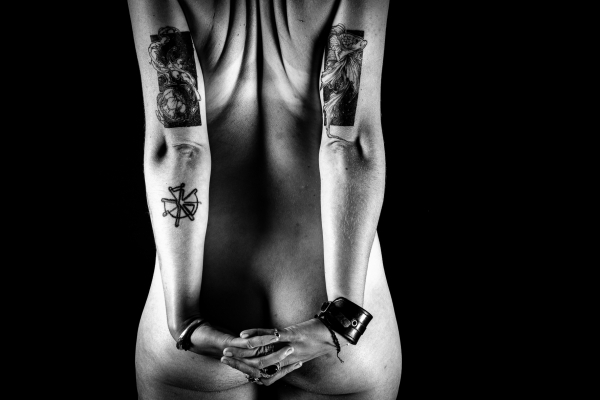 Ancre-moi II tatouage portrait noir et blanc