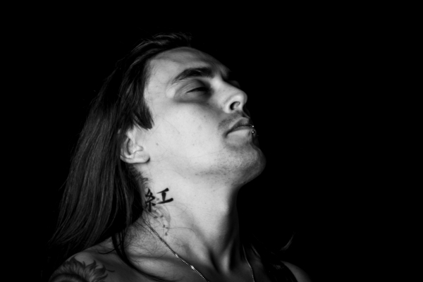 Ancre-moi II tatouage portrait noir et blanc